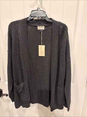 Universal Thread Black Open-Front Waffle Knit Cardigan with Pockets